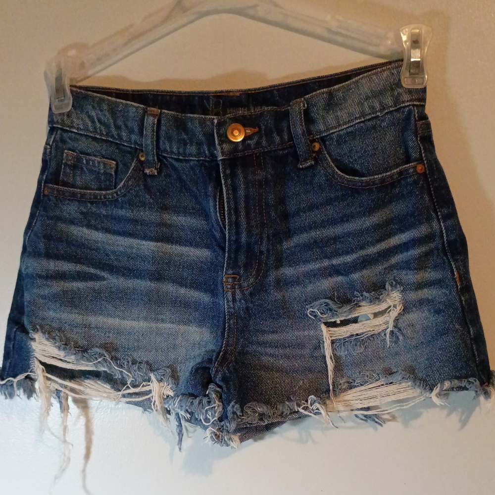 No Boundaries Distressed Blue Denim Jean Shorts